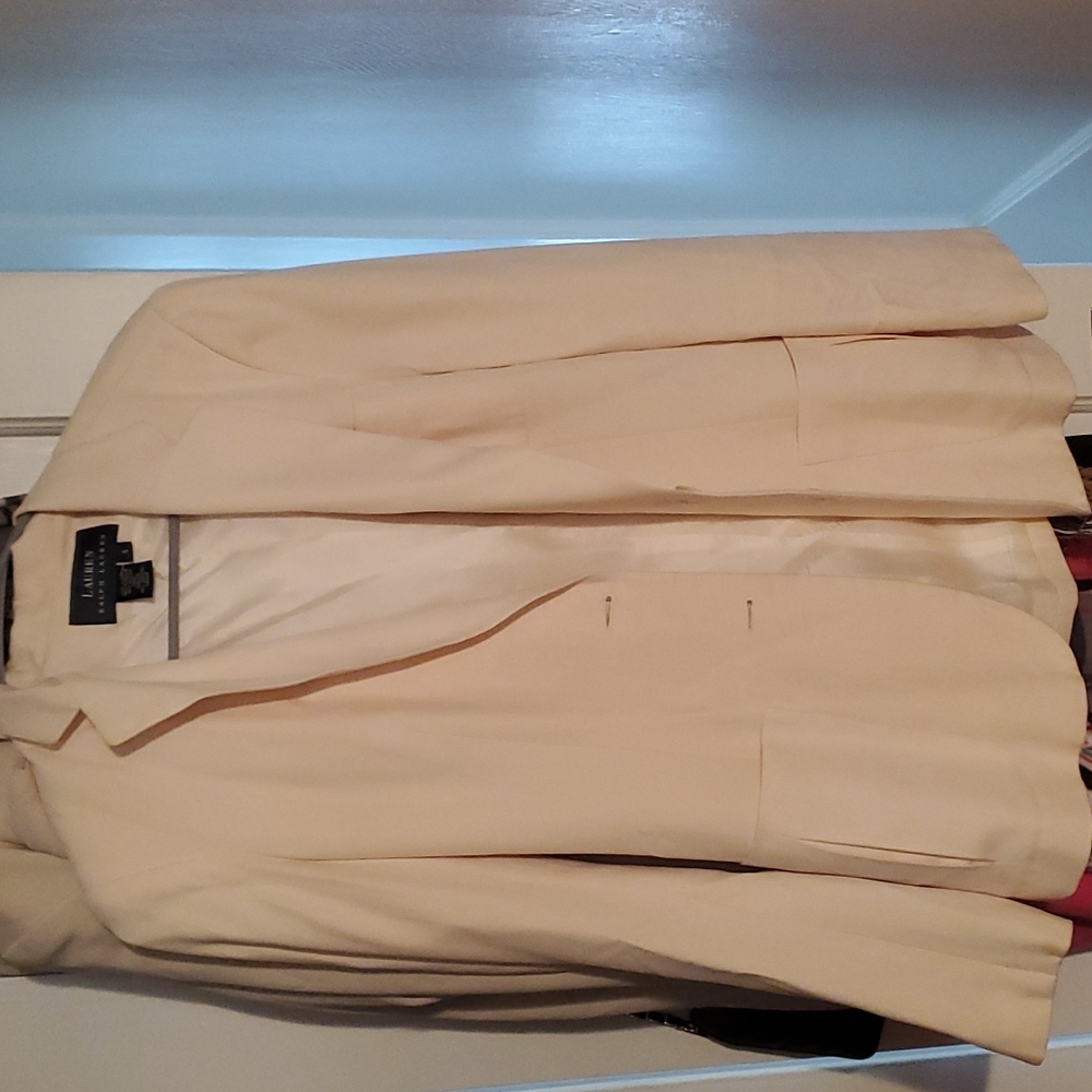 Ralph Lauren blazer size 4 cream color
